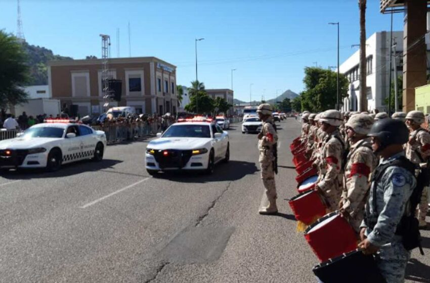  Desfile del 16 de Septiembre con presencia de ciudadanía en Hermosillo, para … – Proyecto Puente