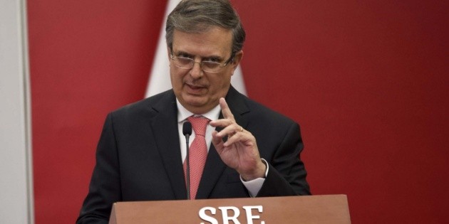  ¡Qué moderno! Marcelo Ebrard muestra cómo elige su foto de perfil