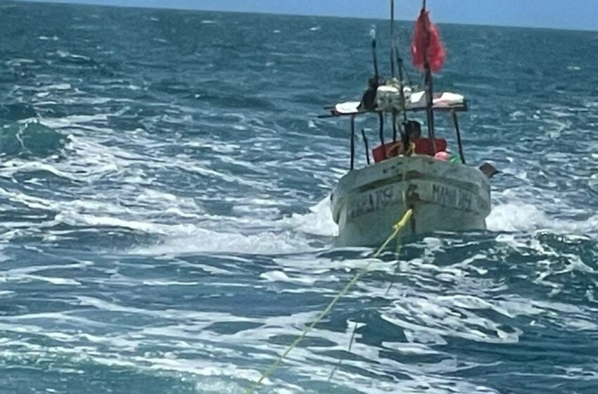  Progreso. Otra tragedia en el mar; pescador salta de la embarcación de madrugada