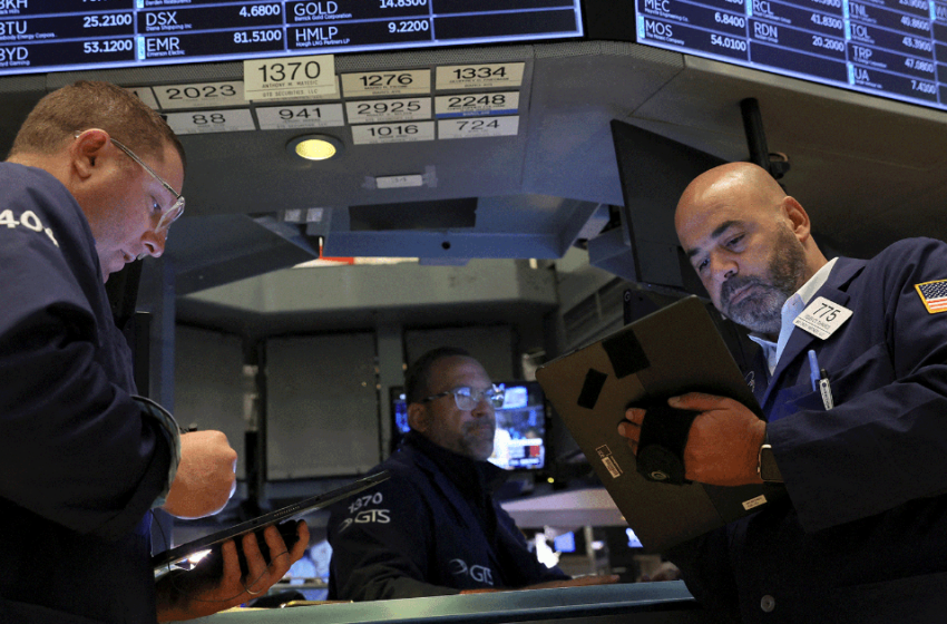  Wall Street cierra dispar por nerviosismo sobre el rumbo de las tasas