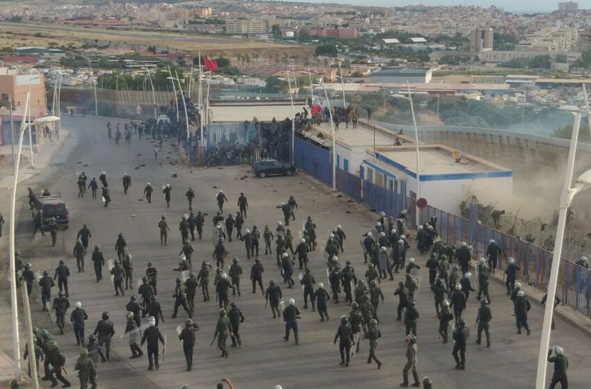  Cientos de migrantes se congregan cerca de Nador para intentar cruzar a Melilla