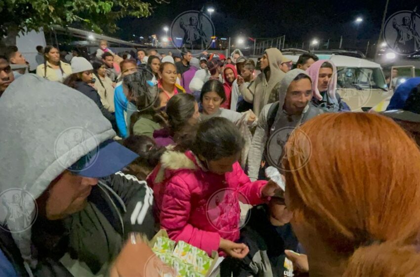  Video: Habitantes de la colonia Altavista llevan alimentos a migrantes – El Diario de Juárez