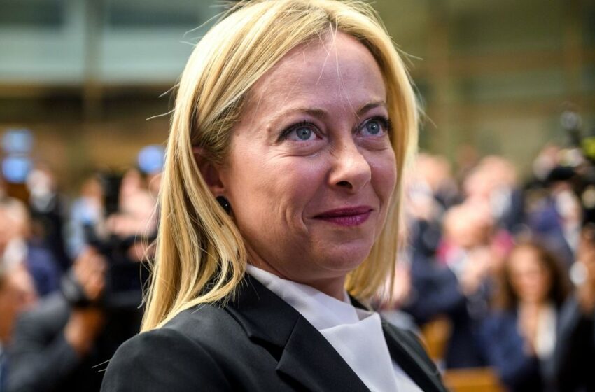  Giorgia Meloni, líder de la ultraderecha, es la primera mujer en ocupar el cargo de primer ministro en Italia