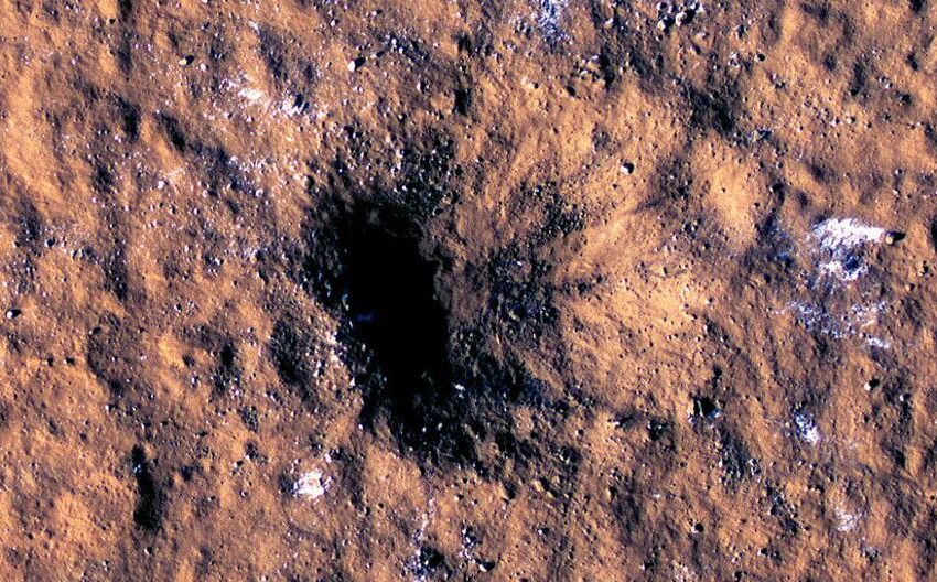  “Del tamaño de 2 cuadras”: el cráter nuevo más grande jamás documentado en el Sistema Solar