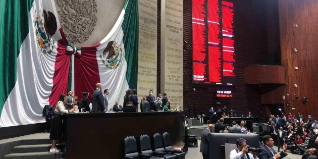  Cámara de Diputados: Aprueban en lo general la ley de ingresos 2023