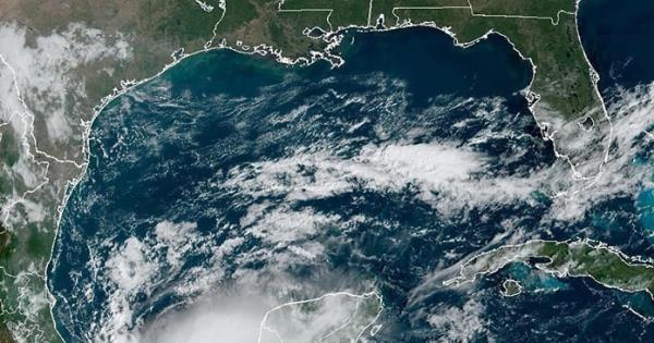  Cierran puertos ante impacto de tormenta Karl – Pulso SLP