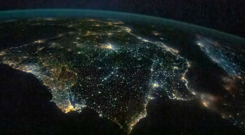  La contaminación lumínica de Europa vista desde el espacio