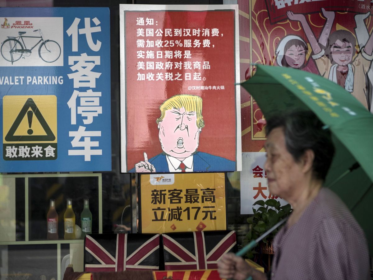 Foto: Caricatura de Donald Trump en un restaurante en Guangzhou, China. (Reuters)