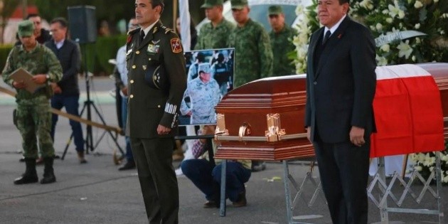  Despiden con honores al general Silvestre Urzúa, asesinado en Zacatecas