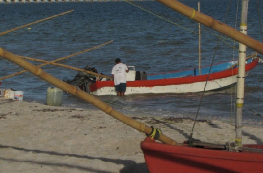  Progreso ''se detiene'' por el mal tiempo, auguran bajo turismo en días de ''puente''