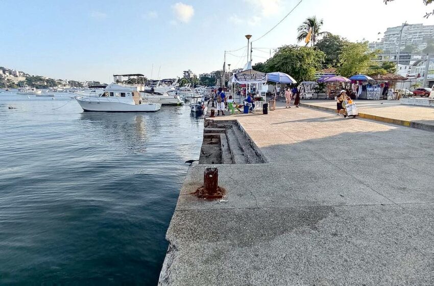  Se extingue la “pesca” de monedas en El Malecón – El Sol de Acapulco