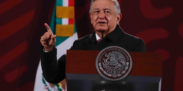 No hay duda: López Obrador admite "coincidencias" en tesis de ministra Yasmín Esquivel