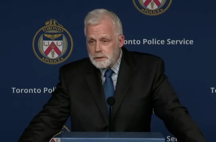  8 adolescentes son acusadas de homicidio por el fatal apuñalamiento de un hombre en Toronto