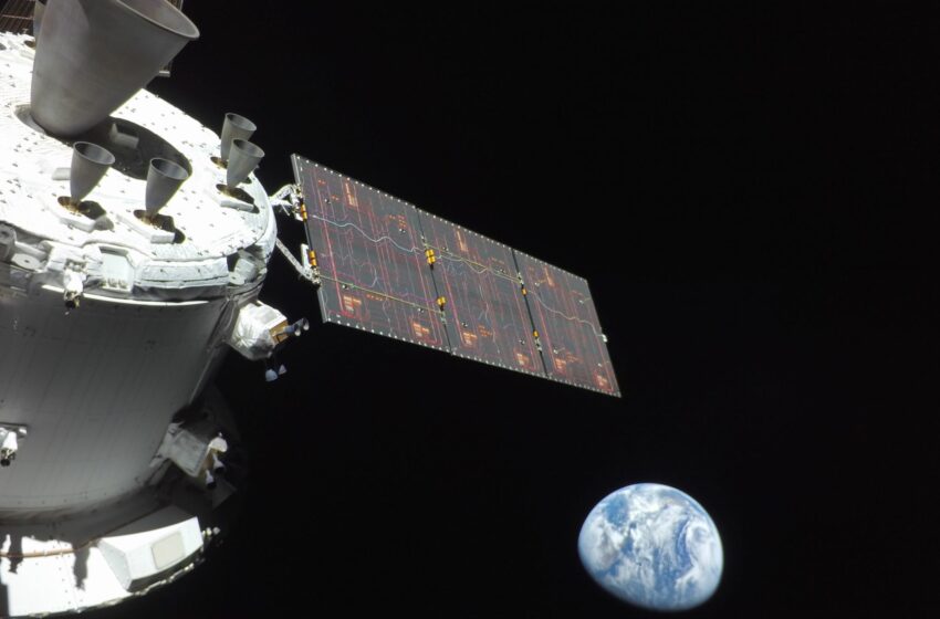  Cápsula Orion emprende regreso a la Tierra desde distante órbita lunar