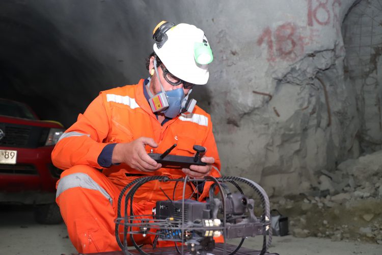  El Teniente implementa uso de drones especiales para inspección en minería subterránea