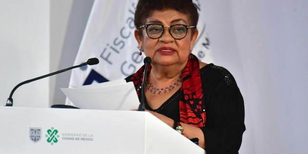  Ernestina Godoy es una mujer ejemplar, recta y honesta: López Obrador