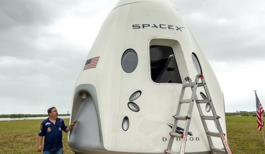  Una nave de la compañía SpaceX regresa de la Estación Espacial Internacional con material científico