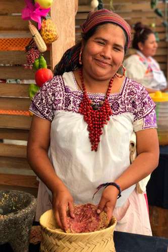  Con enfoque de respeto, organizan diplomado sobre cocina tradicional de México