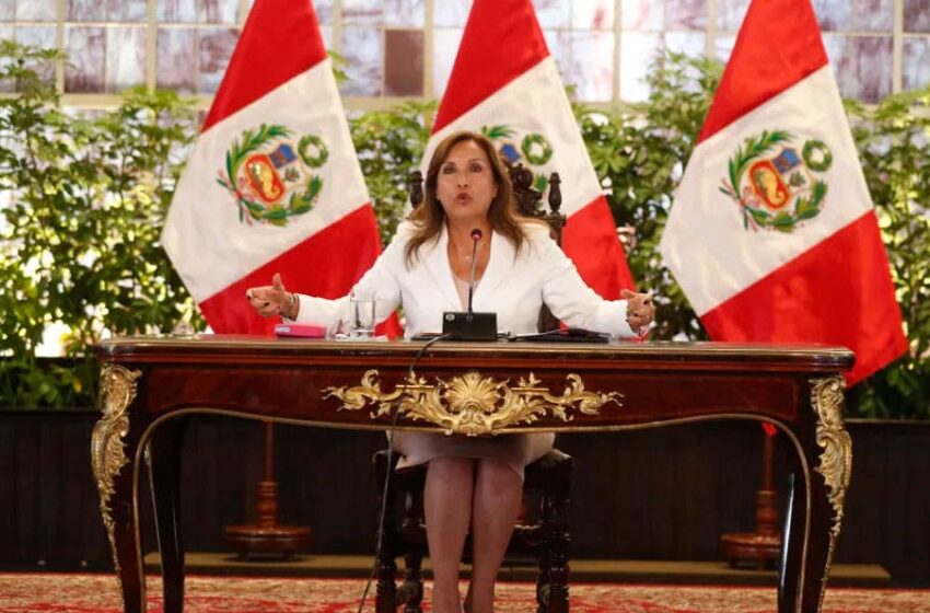  Gobierno de Perú extiende toque de queda en el sur – Plano Informativo