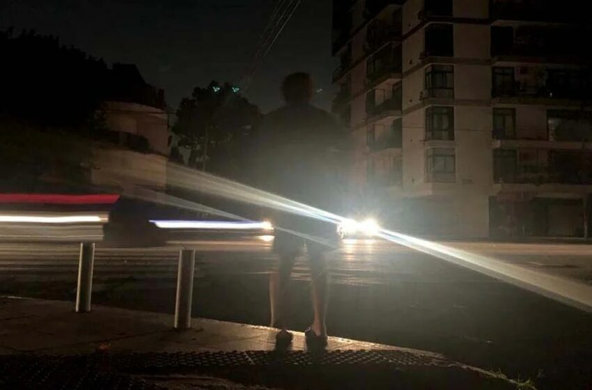 Cortes de luz: un gran apagón afectó a distintos barrios del sur de la Ciudad de Buenos Aires