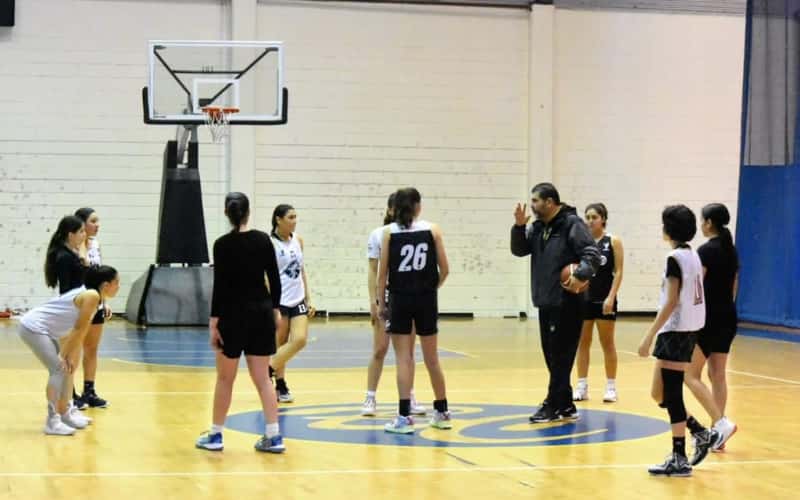  Inicia INDE entrenamientos con el preselectivo de baloncesto femenil de Baja California