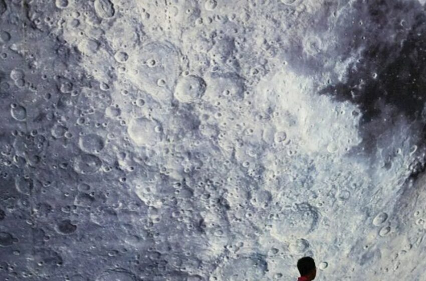  ¿Es la Luna el primer paso para la migración espacial? Qué dice un prestigioso astrofísico