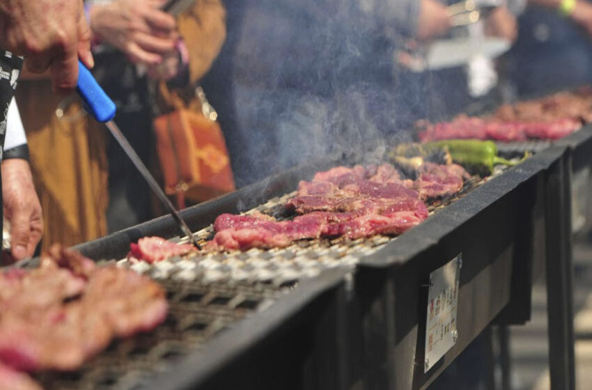  Sonora impone Récord Guinness de “la carne asada más grande del mundo”; superando a Canadá