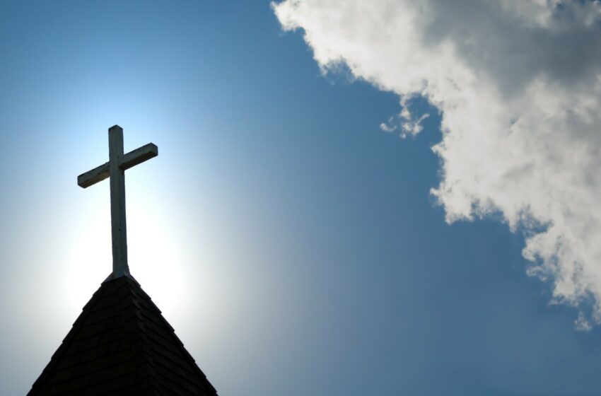  El Defensor del Pueblo recibe 445 testimonios de víctimas de abusos en la Iglesia