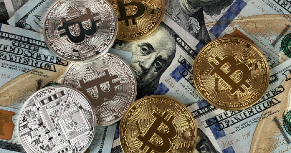  Alerta Bitcoin: dos de las criptomonedas más estables han perdido su paridad con el dólar