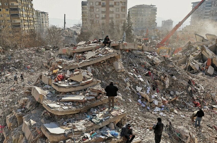  Daños causados por terremoto en Turquía superan los 100000 mdd