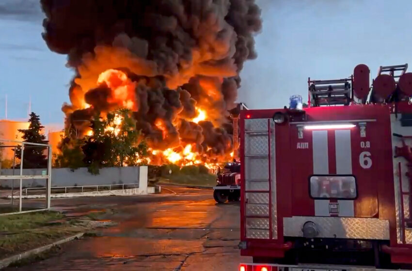  Ucrania lanza un ataque con un dron contra un depósito de combustible en Sebastopol