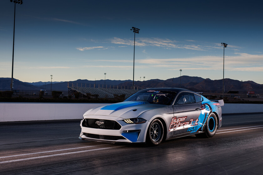  El Ford Mustang Super Cobra Jet 1800 es un eléctrico exclusivo para arrancones con 1800 hp