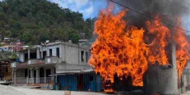  Se desatan balaceras, quemas y bloqueos en Chiapas (VIDEO)