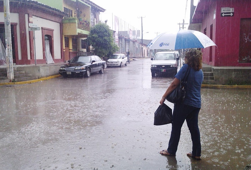 Pronostican lluvias intensas y tolvaneras para domingo en Puebla