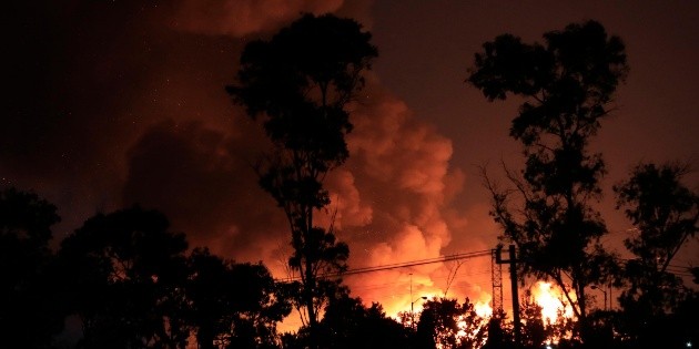  Incendio en Central de Abasto, sofocado hasta un 90%