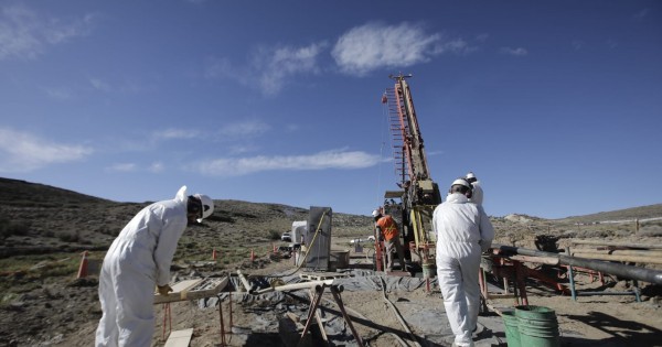  Massa pide generar condiciones para el desarrollo minero, porque será una industria clave