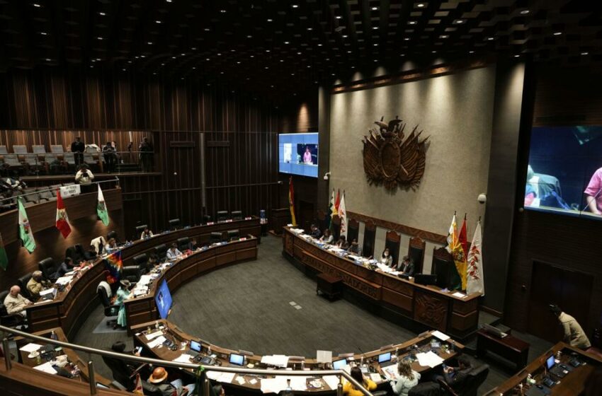  Bolivia aprueba polémica ley del oro para salir de la crisis – Lancaster Online