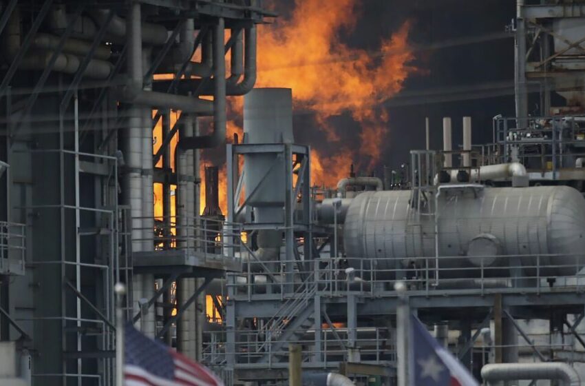  5 hospitalizados por incendio en planta de Shell en Texas – Los Angeles Times