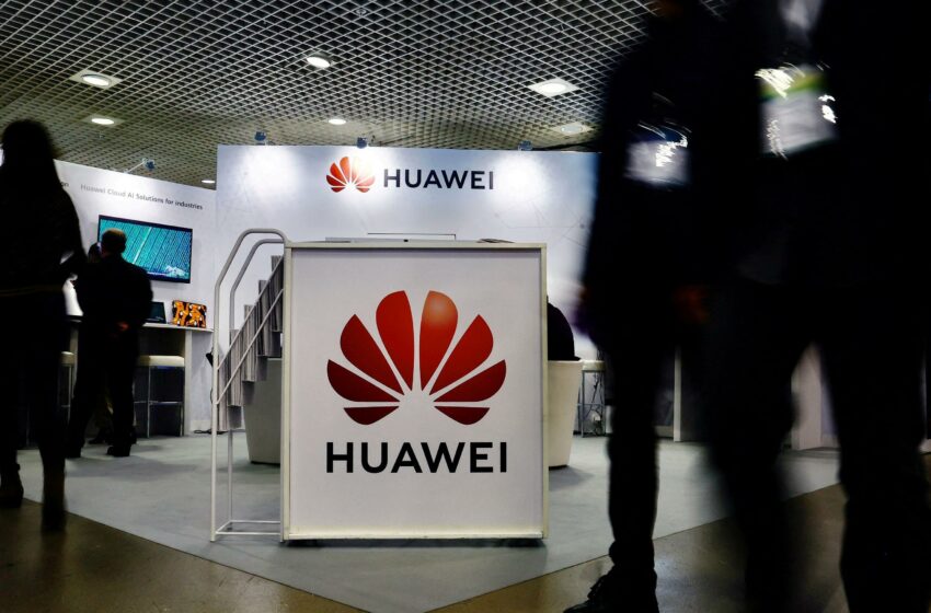  Bruselas justifica restringir o excluir a Huawei y ZTE de las redes 5G en la UE por los «riesgos» que representan