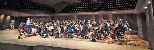  Atrilistas de otras orquestas aportan a la Sinfónica de Minería su carácter ecléctico