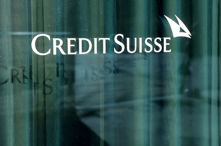  Cientos de empleados dejan diariamente Credit Suisse en medio de su absorción por UBS