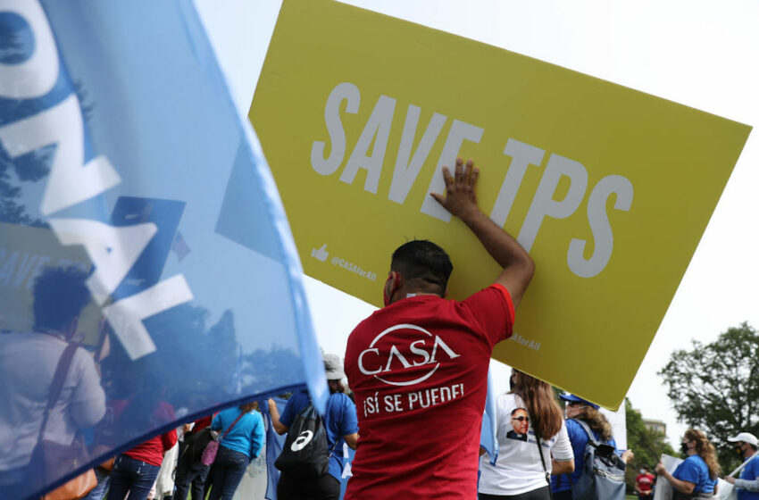  Estatus de Protección Temporal (TPS): qué es, quién es elegible, precio y cómo solicitar