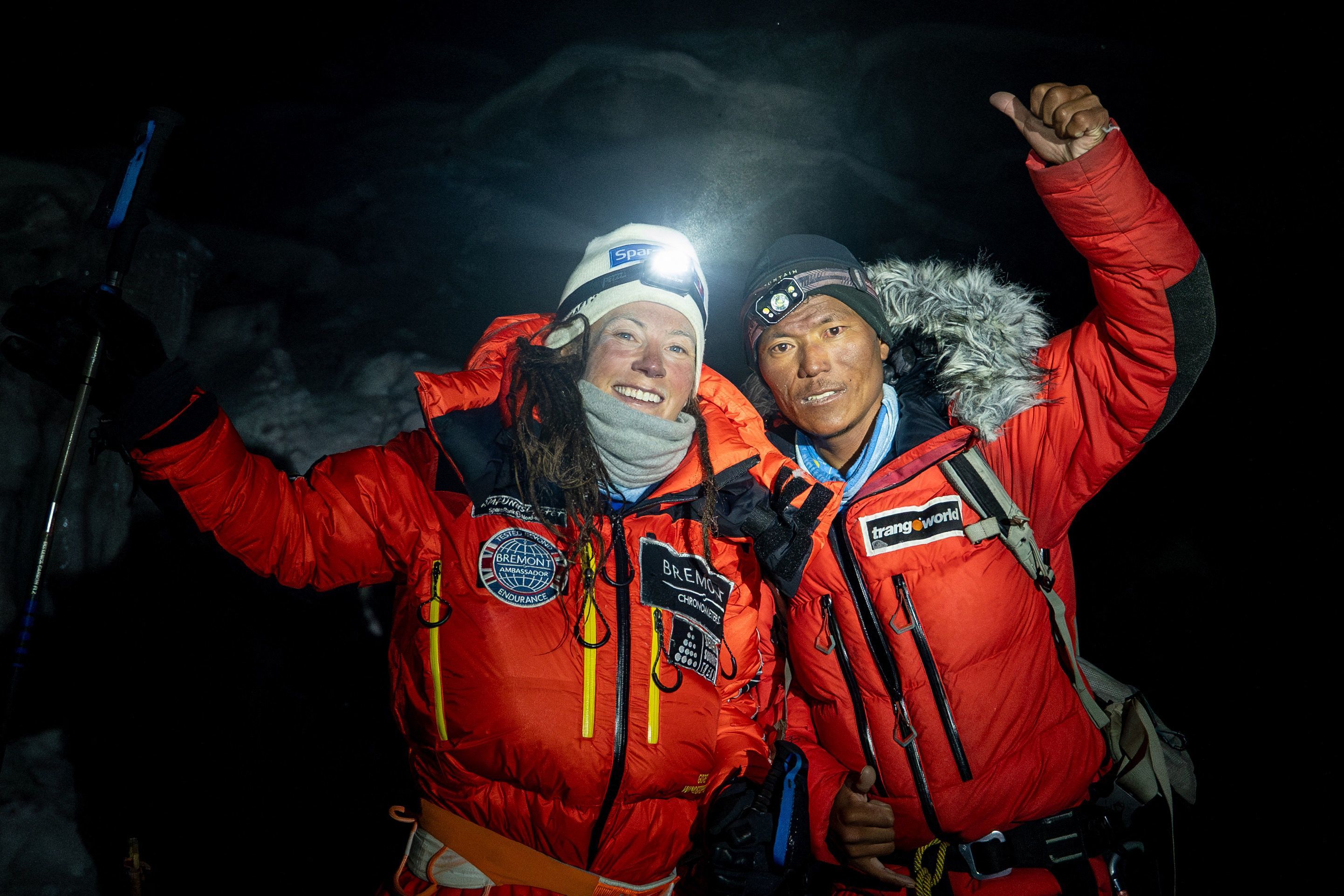 Kristin Harila y Tenjin Sherpa en el Kanchenjunga