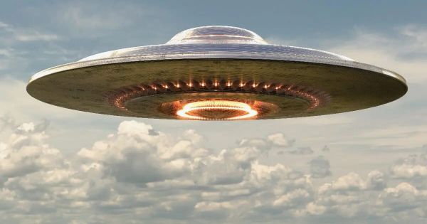  El increíble hallazgo de un científico de Harvard: «Es una nave espacial extraterrestre»