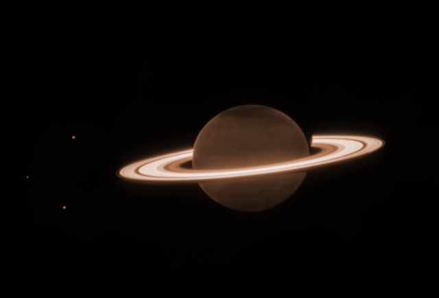  Nueva imagen de Saturno amplía la visión sobre sus lunas y anillos