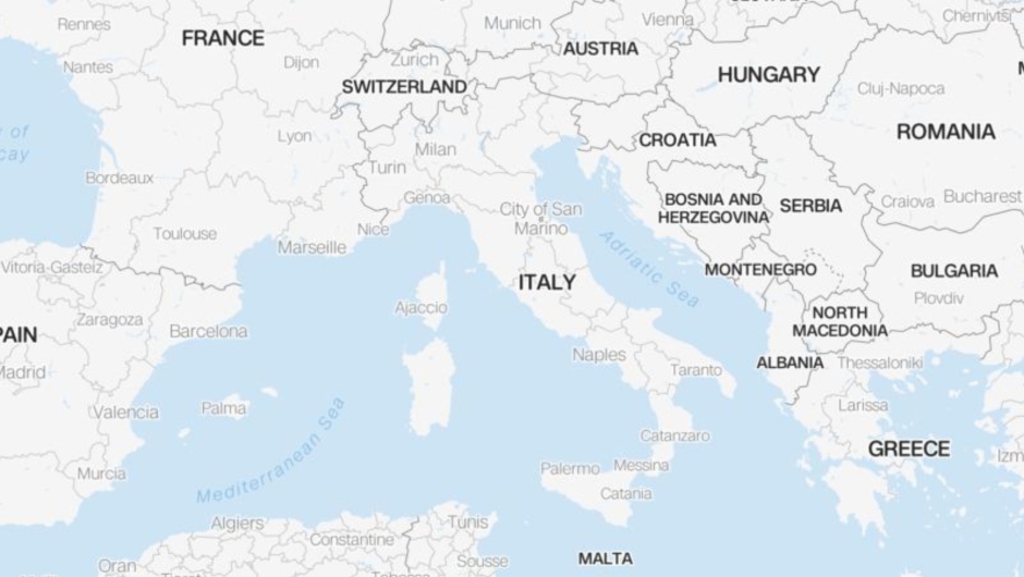 Se desata indignación en Italia tras absolución de hombre que manoseó a joven de 17 años
