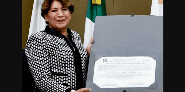 Delfina Gómez recibe constancia como gobernadora del Edomex