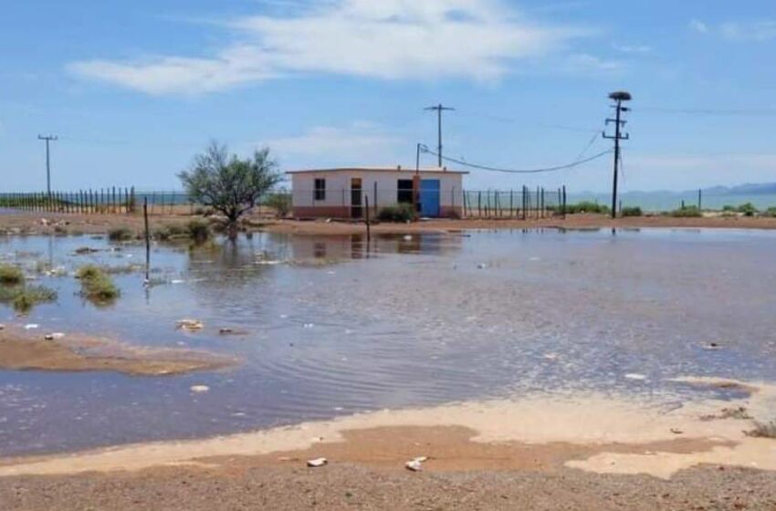  Mareas altas en Sonora: Se inunda parte de comunidad seri en Punta Chueca