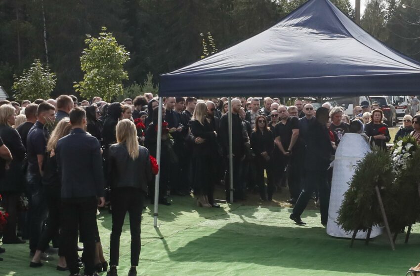  Rusia celebra el funeral de Prigozhin en privado y sin la presencia de Putin tras su muerte en el accidente aéreo