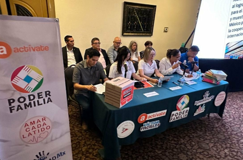  Llevan 35 mil firmas contra libros de texto en Sonora – Radio Fórmula